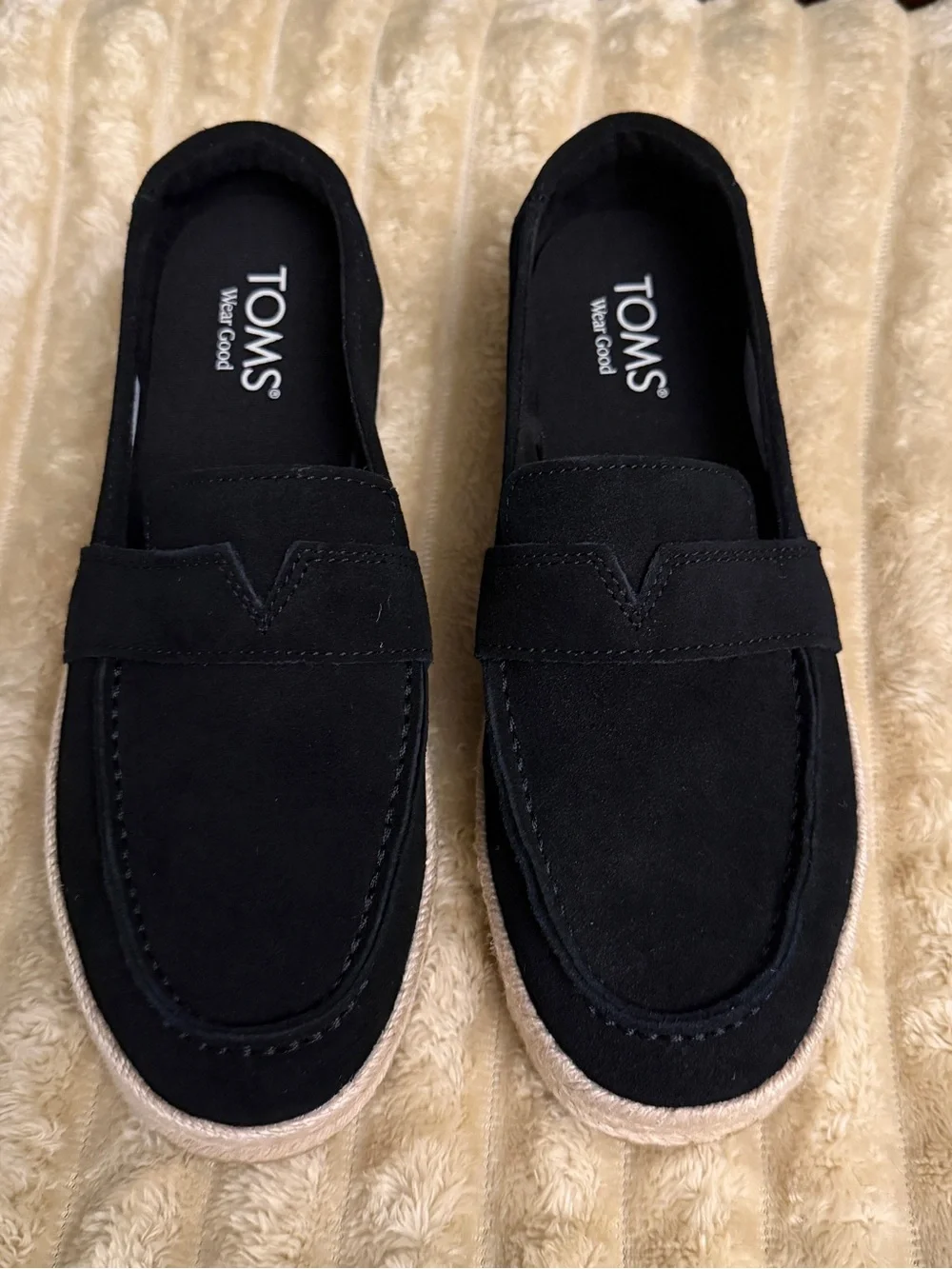 TOMS Blakely Women's Black & Beige Suede Loafers US 8 Like New